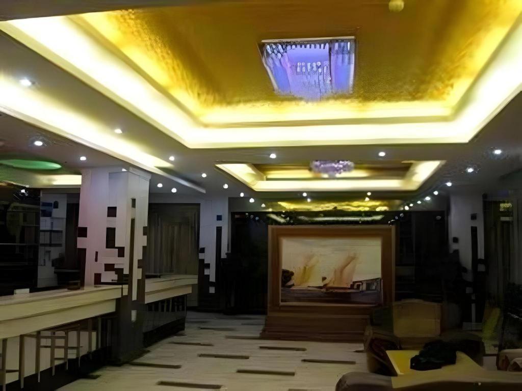 Airport Liwan Hotel Guangzhou Exterior foto
