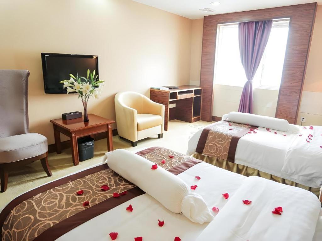 Airport Liwan Hotel Guangzhou Exterior foto