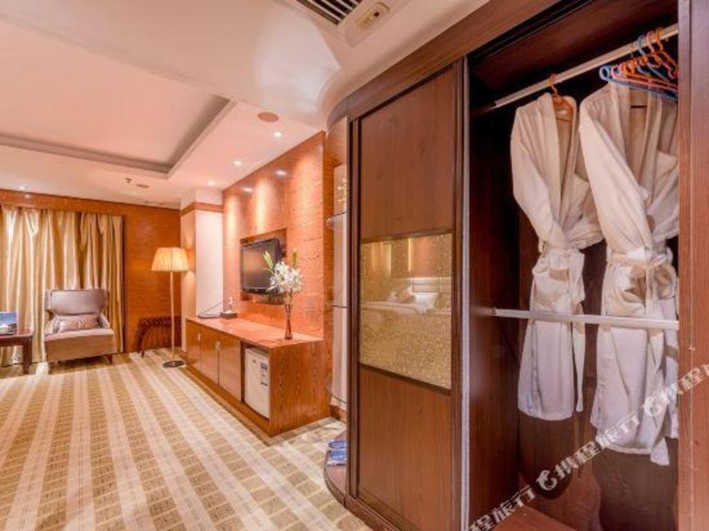 Airport Liwan Hotel Guangzhou Exterior foto